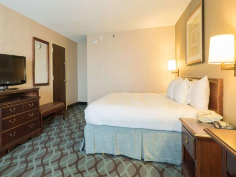 Red Lion Hotel Highpoint Esterno foto
