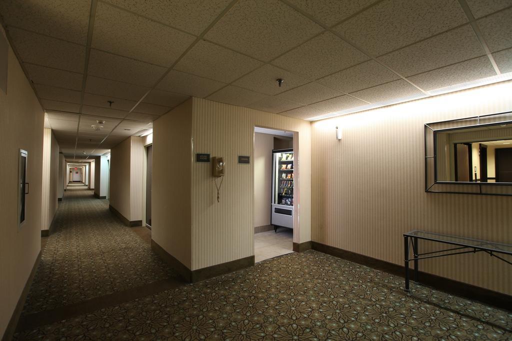 Red Lion Hotel Highpoint Esterno foto