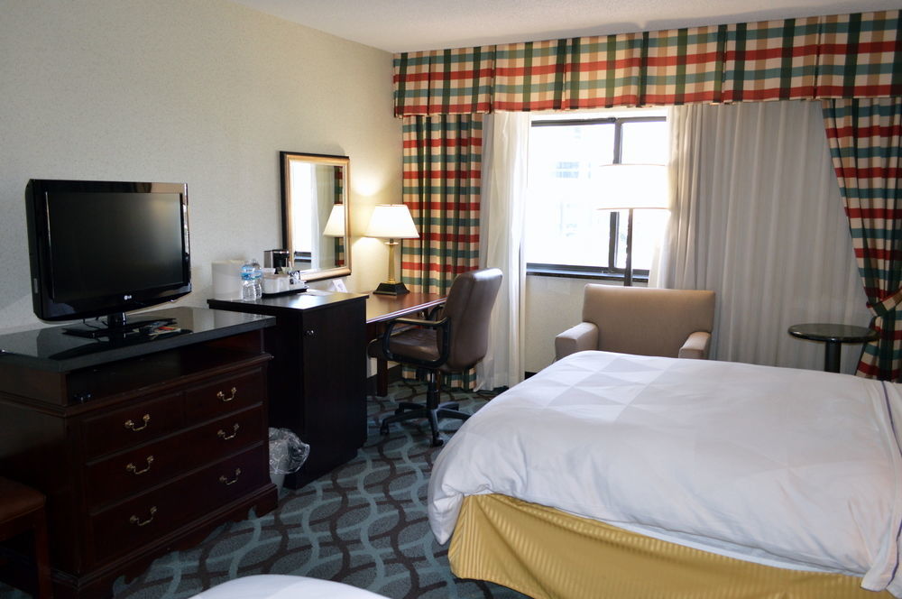 Red Lion Hotel Highpoint Esterno foto
